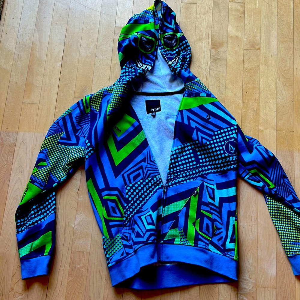 Volcom never worn hooded sweatshirt